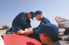 <b>操做手册一个流程</b>